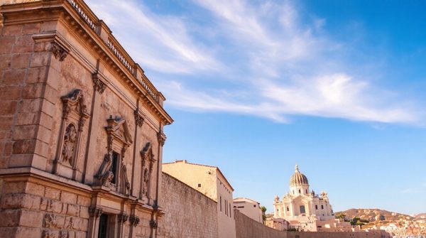 Explore les soins esthétiques incontournables et sûrs à marseille