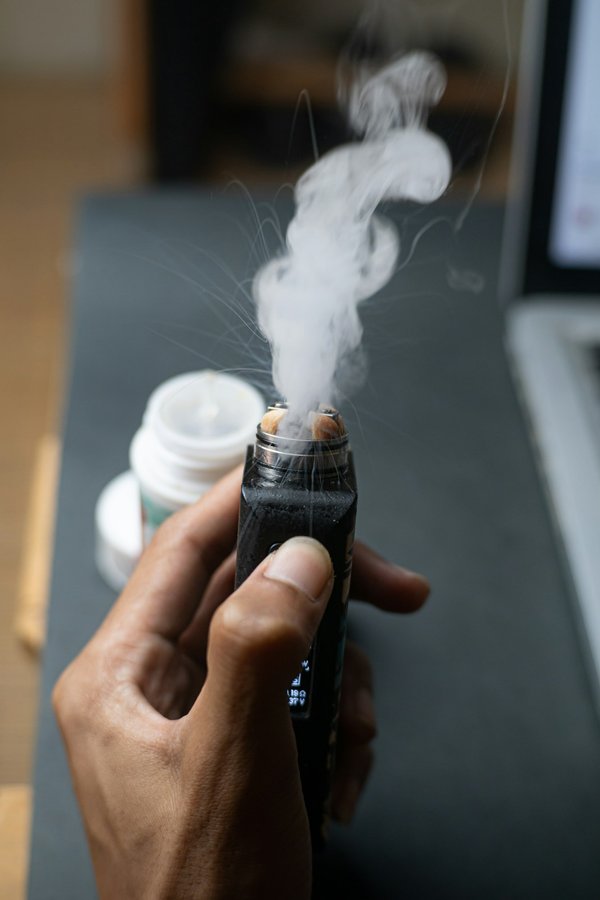 Cigarette électronique : guide complet des modèles et accessoires